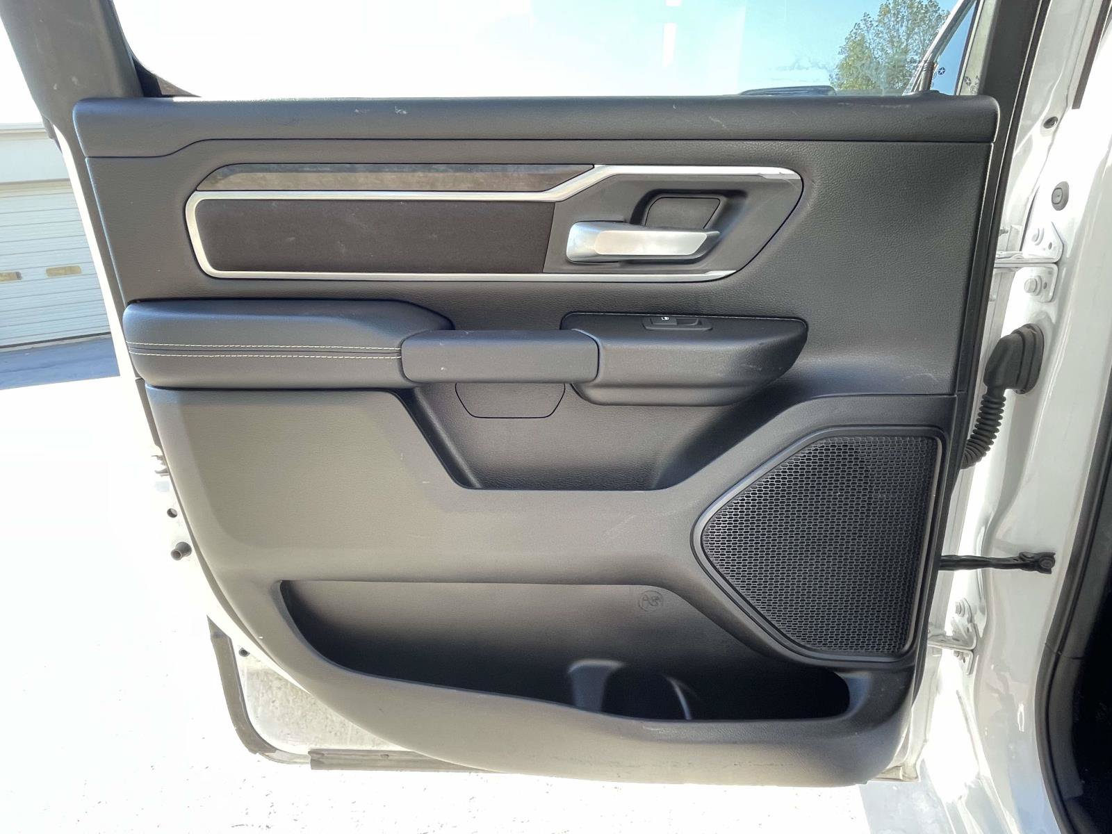 Used 2023 RAM 1500 Big Horn AWD/4WD image 11