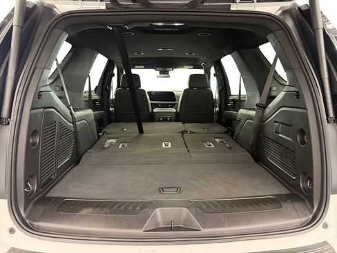 Used 2025 Chevrolet Tahoe LT image 28