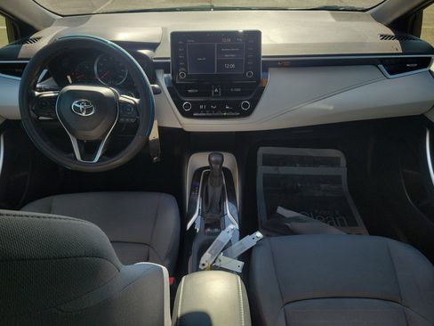 Used 2020 Toyota Corolla SE image 11