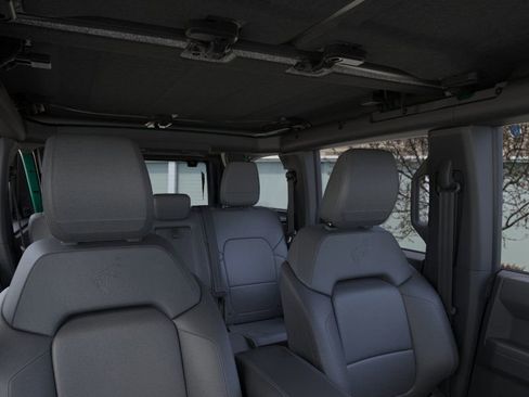 New 2025 Ford Bronco Outer Banks w/ Sasquatch Package image 12