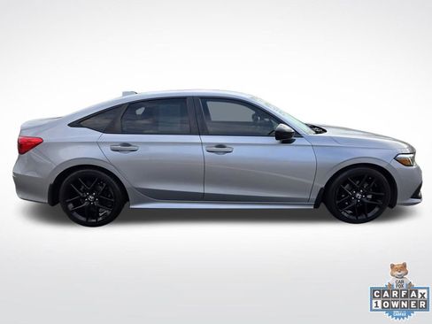 Used 2023 Honda Civic Sport image 9