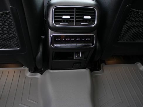 Used 2021 Mercedes-Benz GLE 350 4MATIC image 26