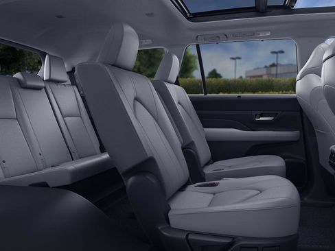 New 2026 Toyota Grand Highlander FWD image 59
