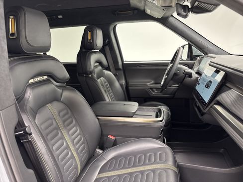 Used 2025 Rivian R1S Adventure AWD/4WD image 24