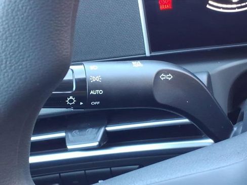 New 2026 Hyundai Santa Cruz SEL FWD image 25