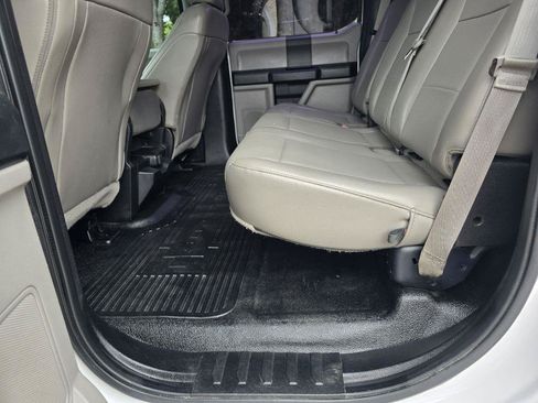 Used 2019 Ford F250 XL w/ Power Equipment Group AWD/4WD image 12