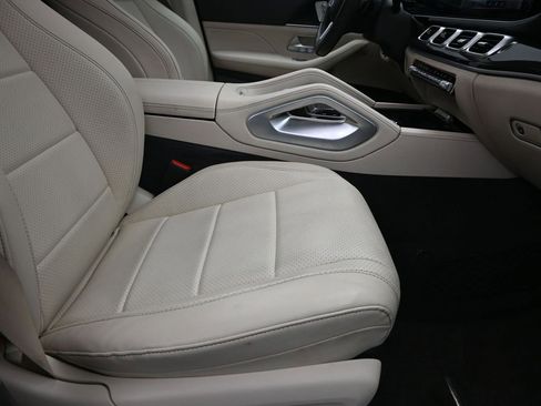 Used 2020 Mercedes-Benz GLE 350 4MATIC image 25