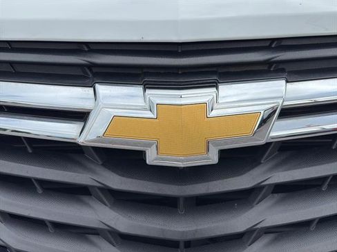 Used 2023 Chevrolet Equinox LS w/ LS Convenience Package FWD image 11