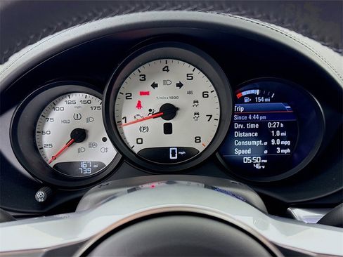 Used 2025 Porsche 718 Cayman image 17