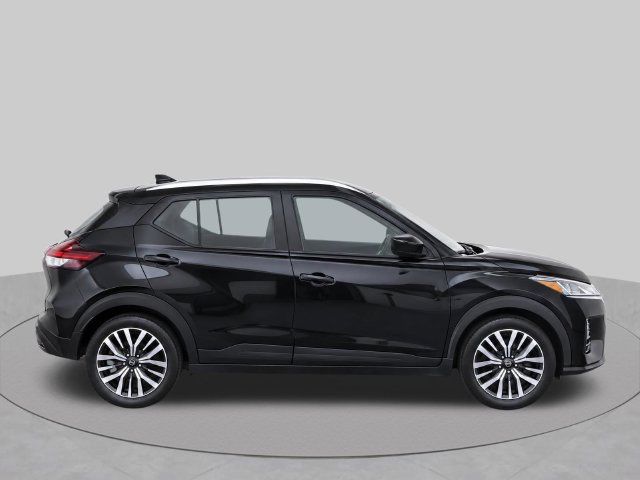 Used 2021 Nissan Kicks SV FWD image 8