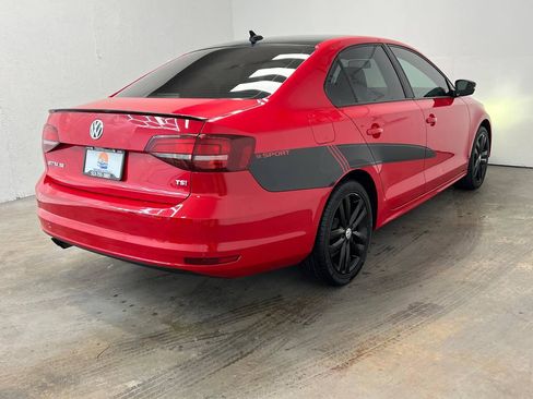 Used 2018 Volkswagen Jetta Sport FWD image 6