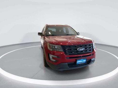 Used 2016 Ford Explorer Sport w/ Equipment Group 401A AWD/4WD image 3
