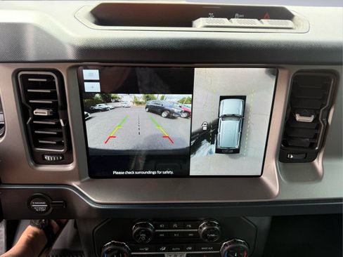 Used 2022 Ford Bronco Outer Banks AWD/4WD image 23