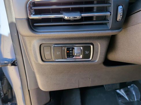 Used 2024 Lincoln Corsair Reserve w/ Equipment Group 201A image 15