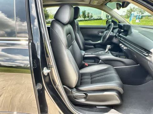 Used 2024 Honda HR-V EX-L image 12