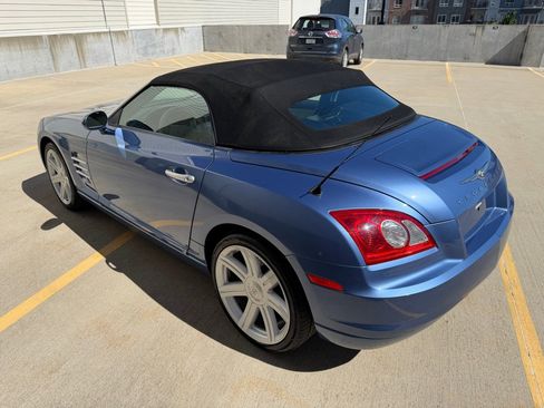Used 2006 Chrysler Crossfire Limited RWD image 24