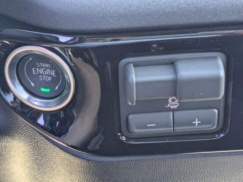 New 2026 GMC Sierra 2500 SLE image 27