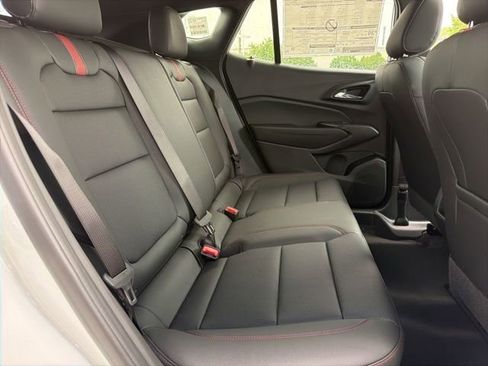 New 2026 Chevrolet Trax RS w/ Sunroof Package FWD image 20