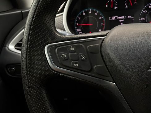 Used 2022 Chevrolet Malibu LS FWD image 33