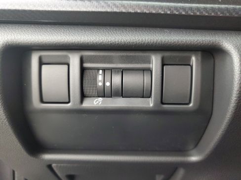 New 2025 Subaru Crosstrek 2.5i Limited w/ Crosstrek Mirror Package image 28