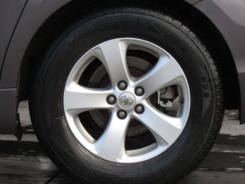 Used 2014 Toyota Sienna LE FWD image 9