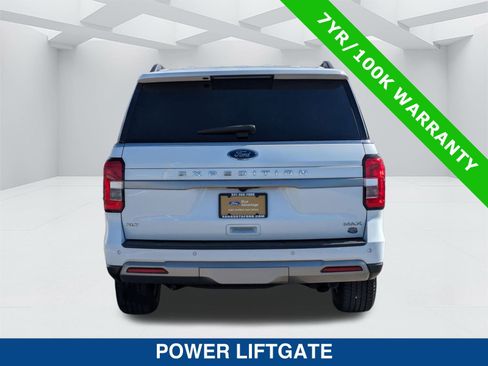 Certified 2022 Ford Expedition Max XLT image 5