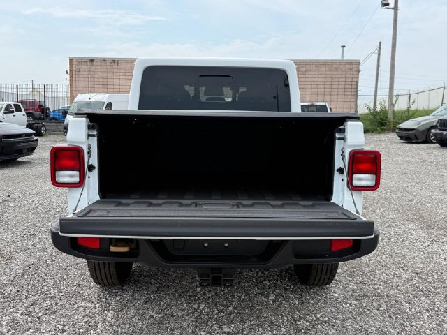 New 2026 Jeep Gladiator Sport AWD/4WD image 4