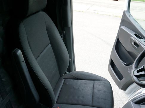 Used 2020 Mercedes-Benz Sprinter 2500 image 20