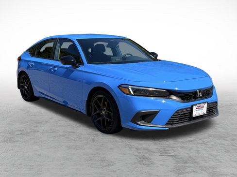 Used 2024 Honda Civic Sport image 3