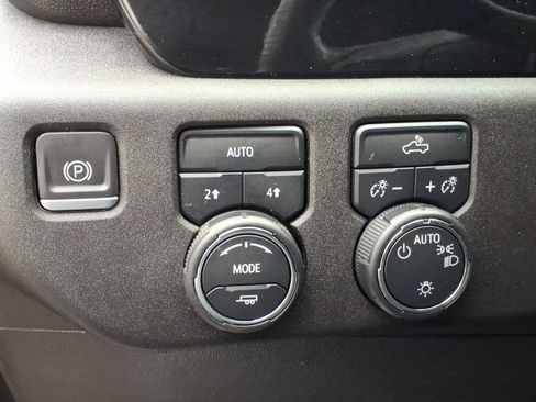 Used 2023 Chevrolet Silverado 1500 LT w/ LPO, Liner Protection Package AWD/4WD image 7