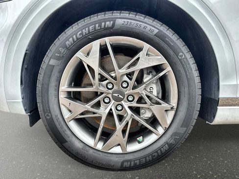 Used 2025 Genesis GV70 2.5T AWD/4WD image 14