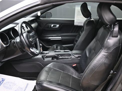 Used 2019 Ford Mustang Premium RWD image 16