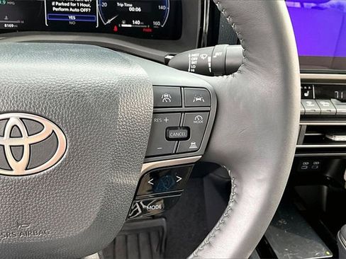 Used 2026 Toyota Camry XLE image 11