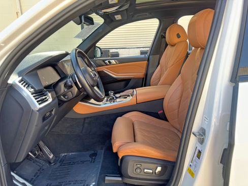 Used 2023 BMW X5 sDrive40i w/ M Sport Package RWD image 17