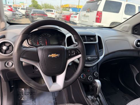 Used 2020 Chevrolet Sonic LS FWD image 7