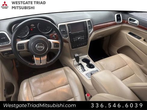 Used 2013 Jeep Grand Cherokee Limited w/ Luxury Group II image 13