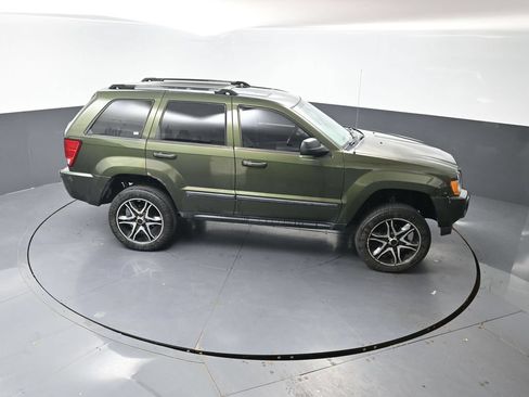 Used 2007 Jeep Grand Cherokee Laredo AWD/4WD image 12
