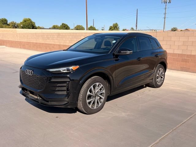 Used 2025 Audi Q6 e-tron Premium w/ Convenience Package AWD/4WD image 34
