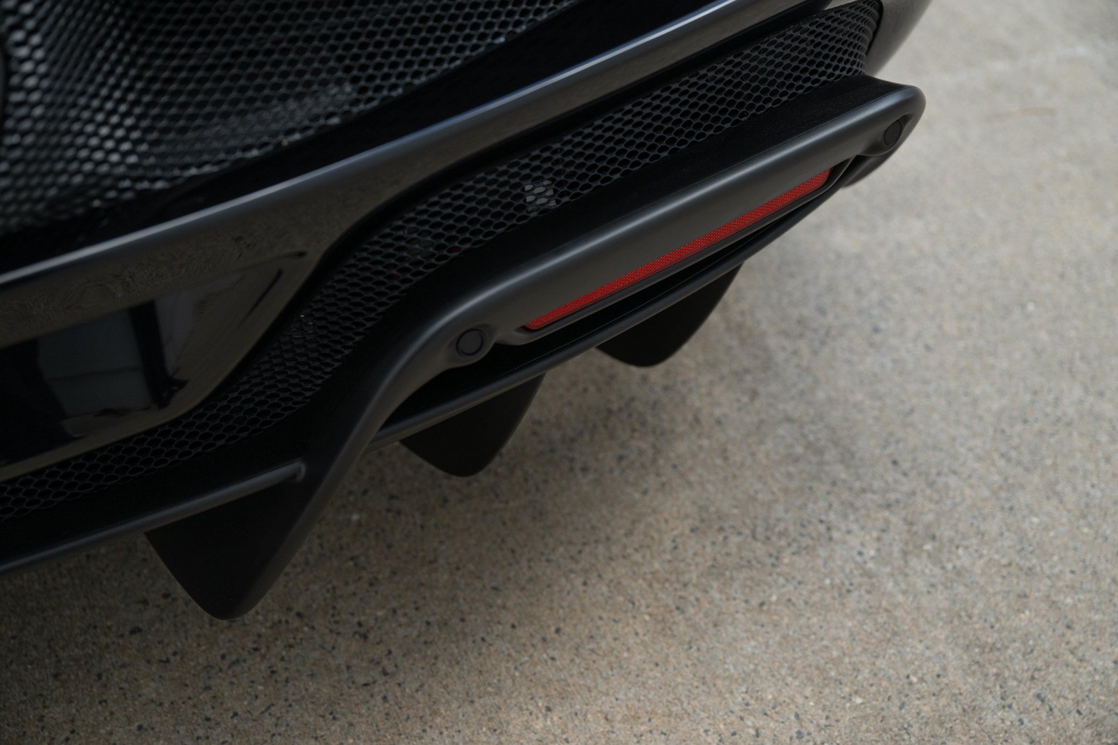 Used 2024 Ferrari 296 GTB RWD image 24