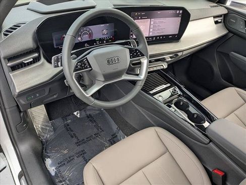 New 2026 Audi Q3 quattro 2.0T AWD/4WD image 3