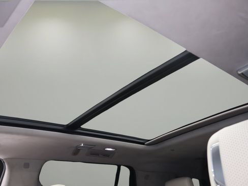 Certified 2025 Cadillac Escalade Sport Platinum RWD image 28