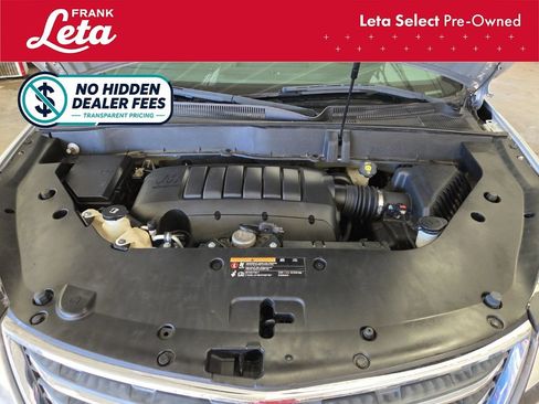 Used 2017 Chevrolet Traverse LT FWD image 24