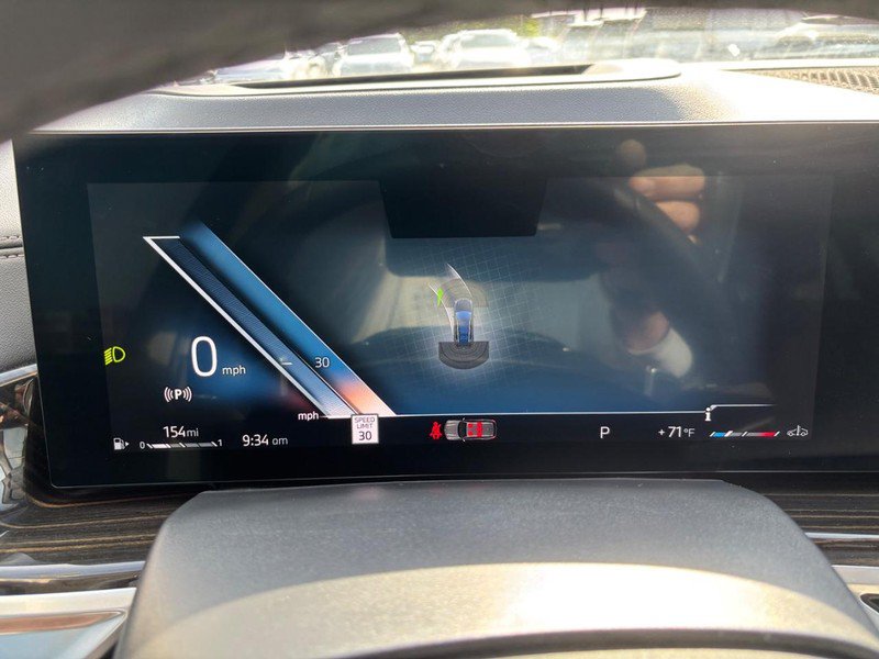Used 2025 BMW X7 xDrive40i AWD/4WD image 19