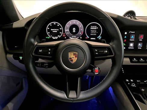 Used 2025 Porsche 911 Carrera S RWD image 17