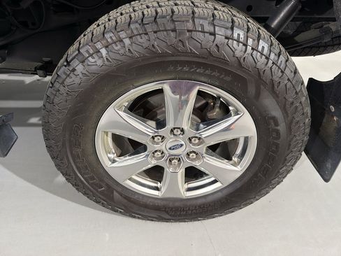 Used 2019 Ford F150 XLT w/ Equipment Group 302A Luxury image 6