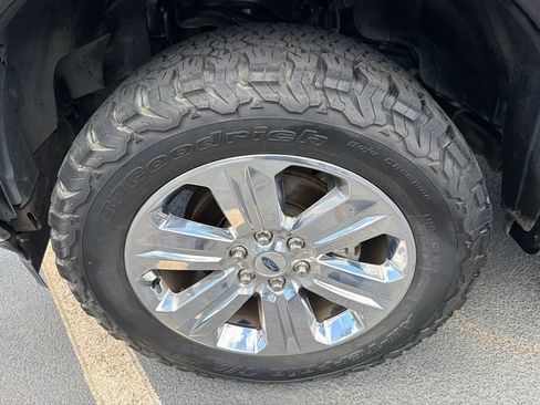 Used 2019 Ford F150 Lariat AWD/4WD image 11