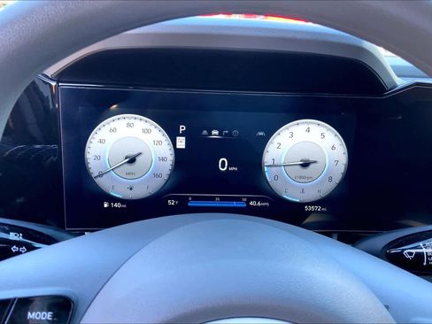 Certified 2024 Hyundai Elantra SEL image 26