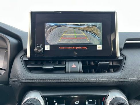 Used 2024 Toyota RAV4 LE image 18