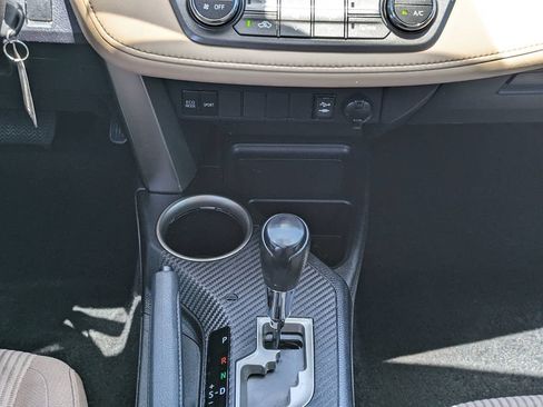 Used 2014 Toyota RAV4 XLE FWD image 18