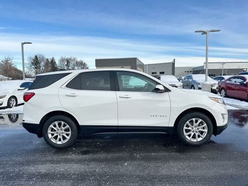 Used 2020 Chevrolet Equinox LT w/ Driver Convenience Package image 14